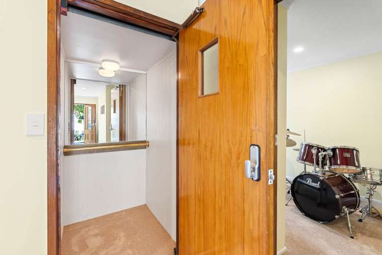 1/553 East Coast Road Browns Bay_28