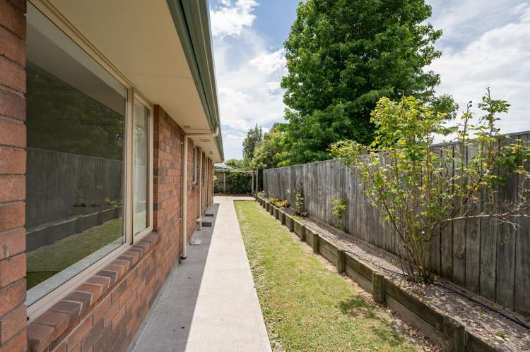 12 Allport Place Stoke_22