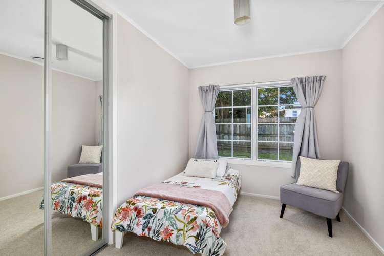 9 Amorino Drive Red Beach_10