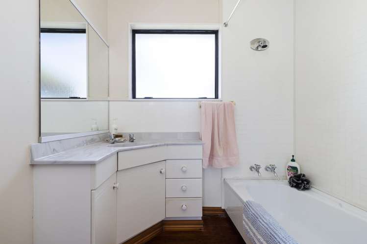 1761 Highway 22 Pukekawa_23