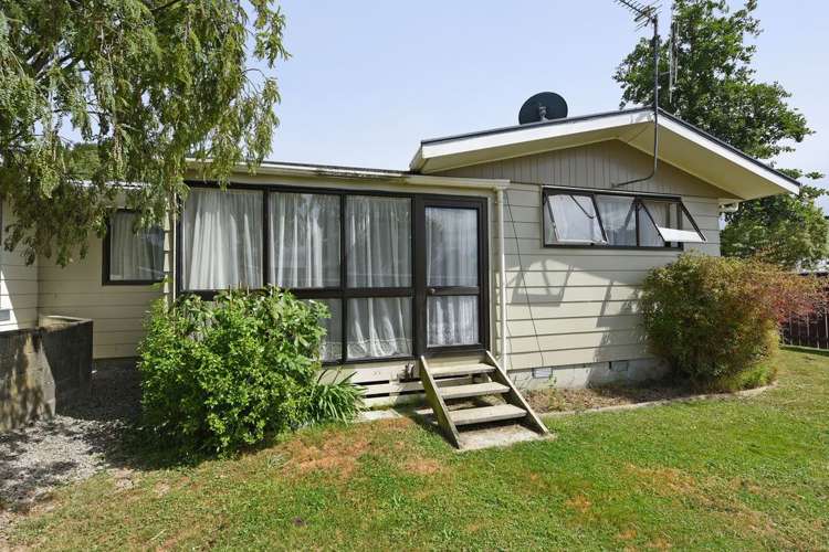 2/6 Gemstone Drive Birchville_1