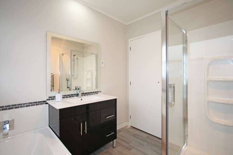 14 Duke Avenue Pukekohe_11