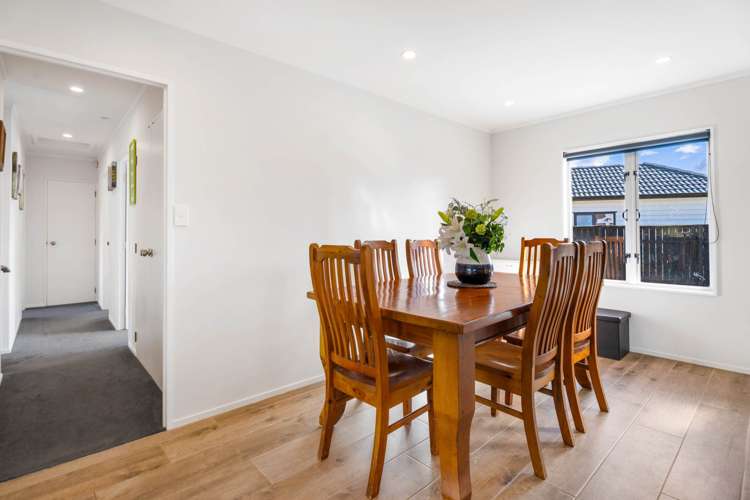 39 Seaward Place Wattle Downs_6