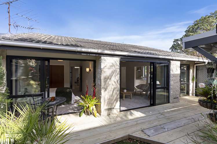 1/40 James Evans Drive Northcote_6