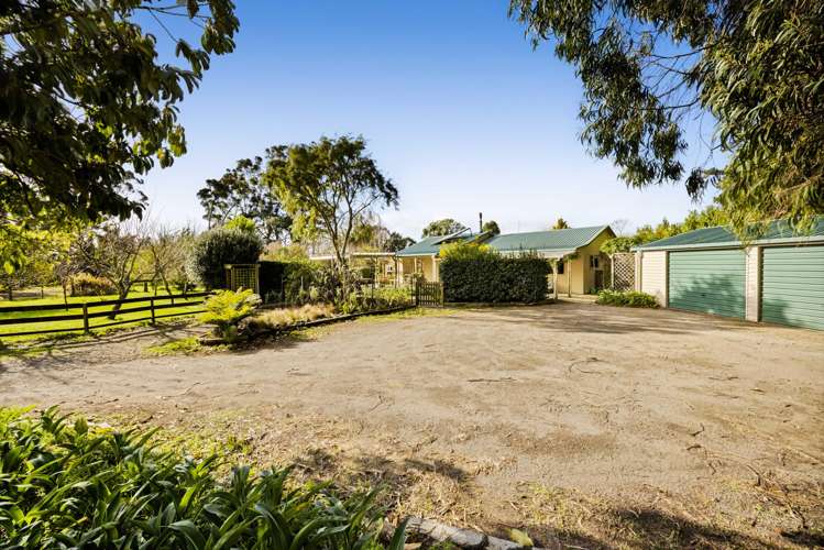 164 Cross Road Lepperton_26
