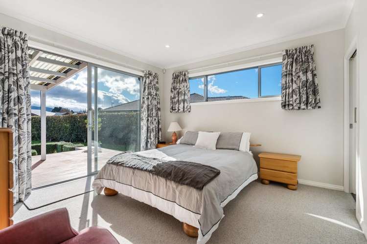 3 Hartley Avenue Carterton_11