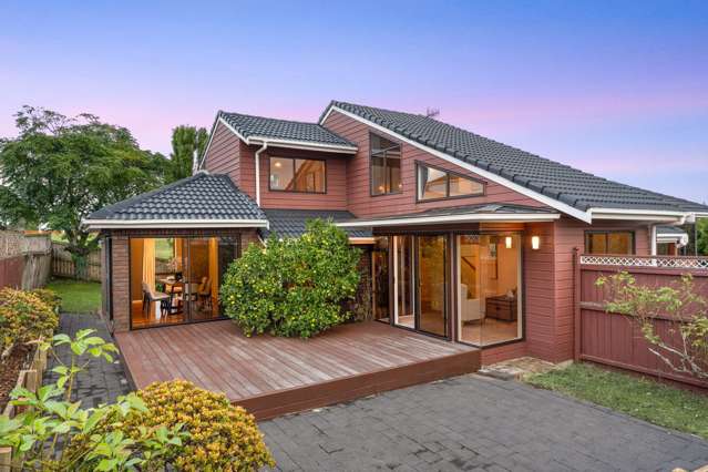 Dual Living, 7 Bedrooms, One Opportunity