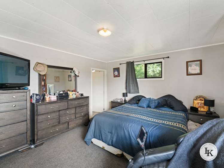 151 Boundary Road Clover Park_11