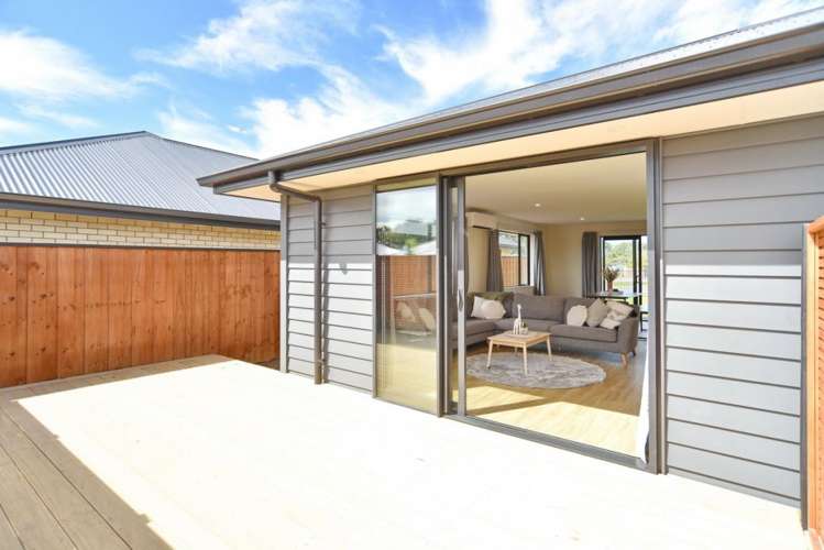21 Quinn Crescent Woodend_15