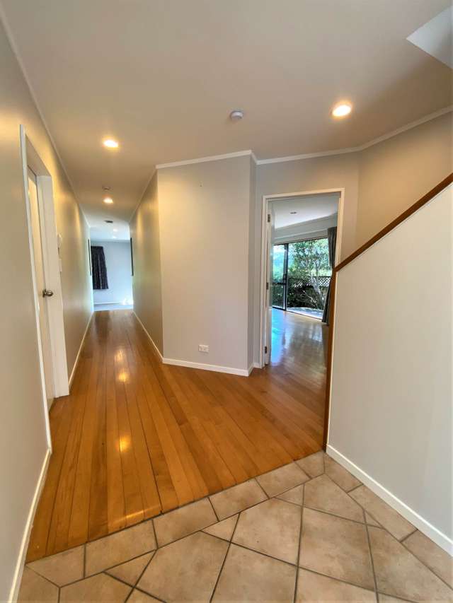 East Coast Road Sunnynook_1