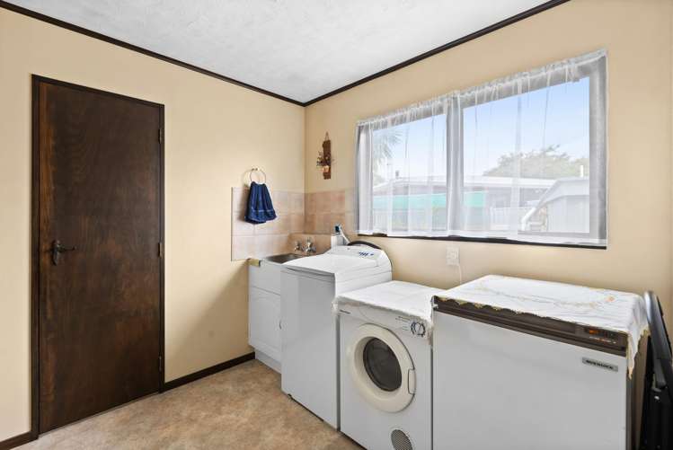 34 York Avenue Tamatea_14