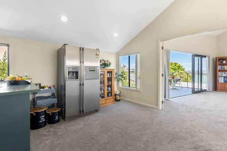 2/230 East Coast Road Forrest Hill_8