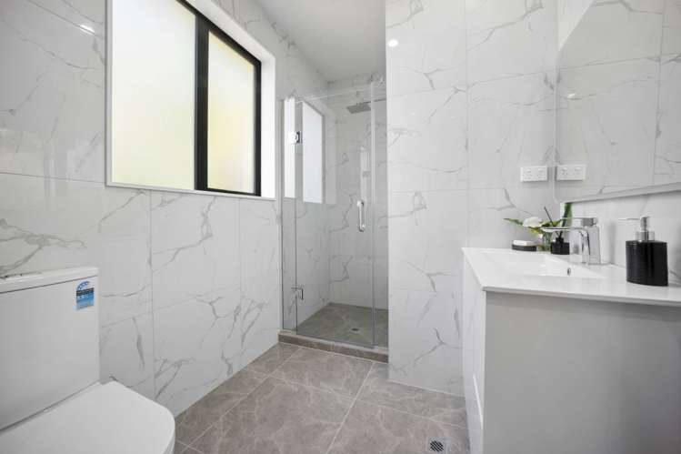 7A Craigbank Avenue New Lynn_13