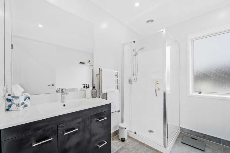 92 Arran Point Parade Orewa_16