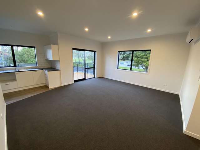 2/169 Knighton Road 1076_4