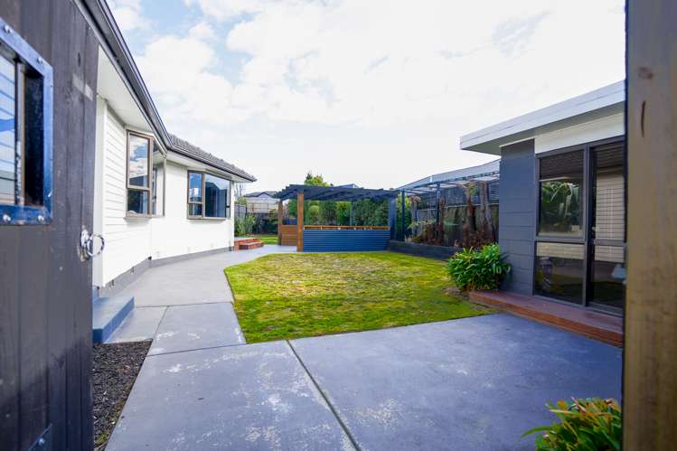 7 Carlsen Street Burwood_19