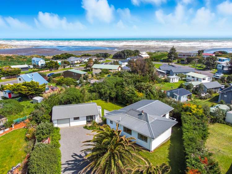 5 Norna Grove Waikawa Beach_6