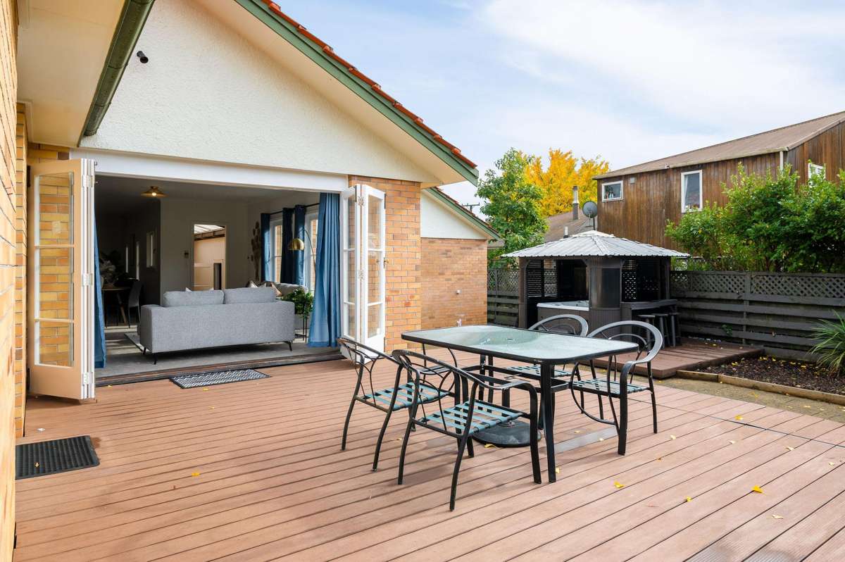 8 Knighton Road_1