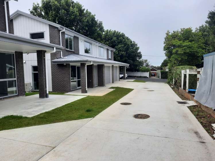 2/1 Acorn St 1662_19