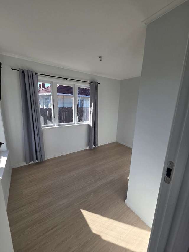 1/22 Sutton Cresent Papakura_4