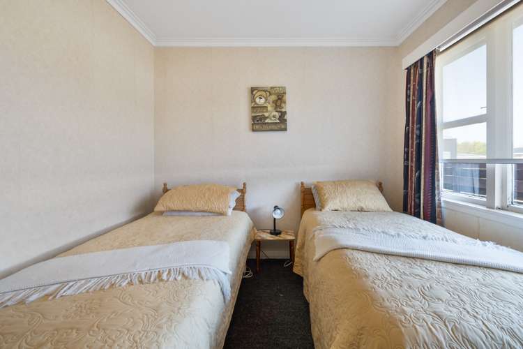 448 Tremaine Avenue Takaro_17