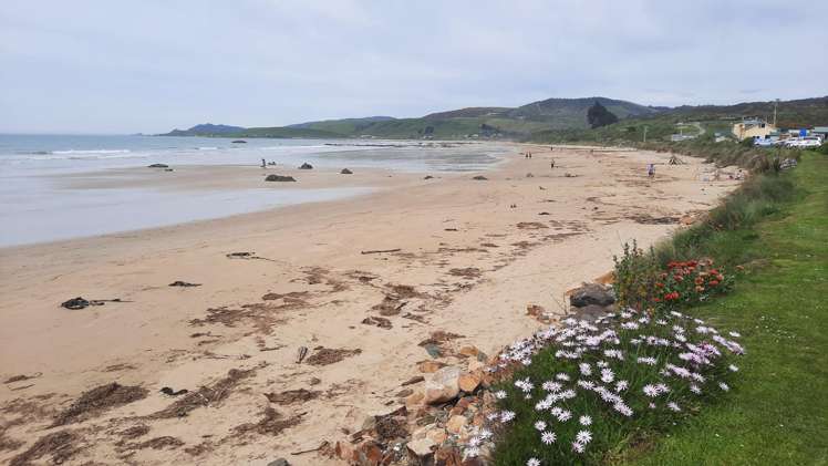 1 Esplanade Kaka Point_25