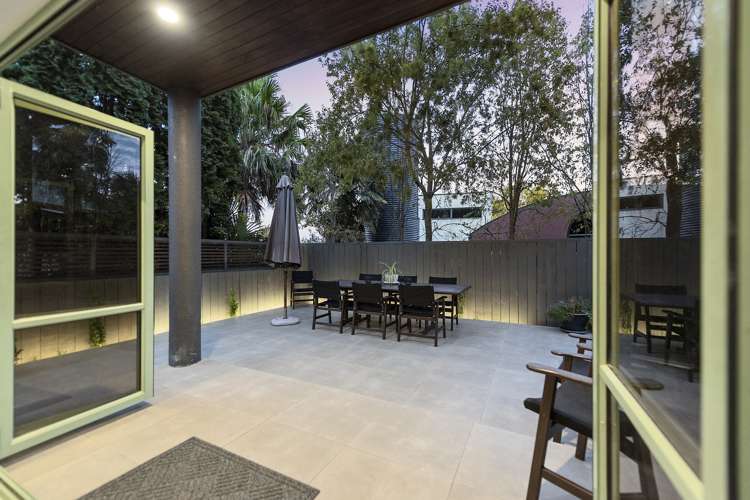 19 Rostrevor Street Hamilton Central_14