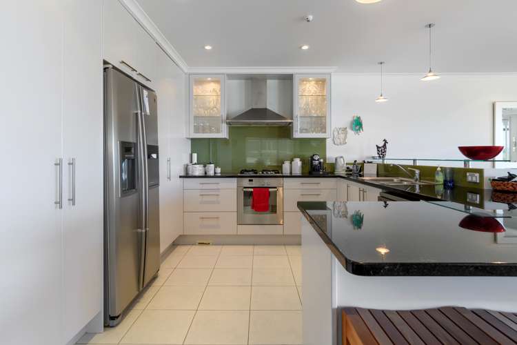 3/45 Marine Parade Mt Maunganui_12