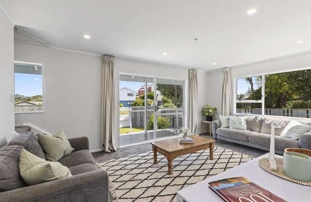 35 James Cook Drive Whitby_4