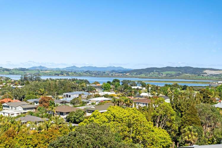 20 Commins Road Onerahi_20