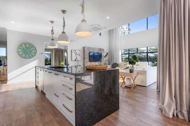 128 Bibiana Street_3