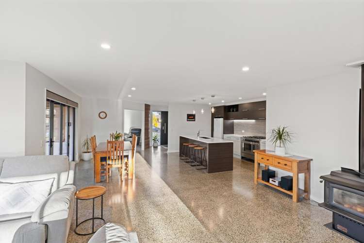 7 Dorothys Way West Melton_2