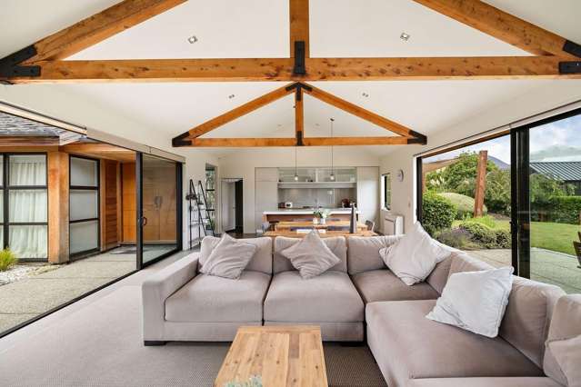 5 Glengarry Court Jack's Point_1