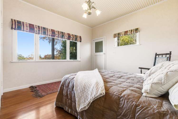 5 Matuku Street Two Mile Bay_27