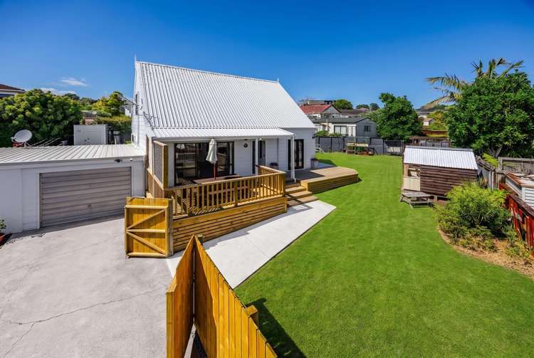 2/11 Cairngorm Place Highland Park_23