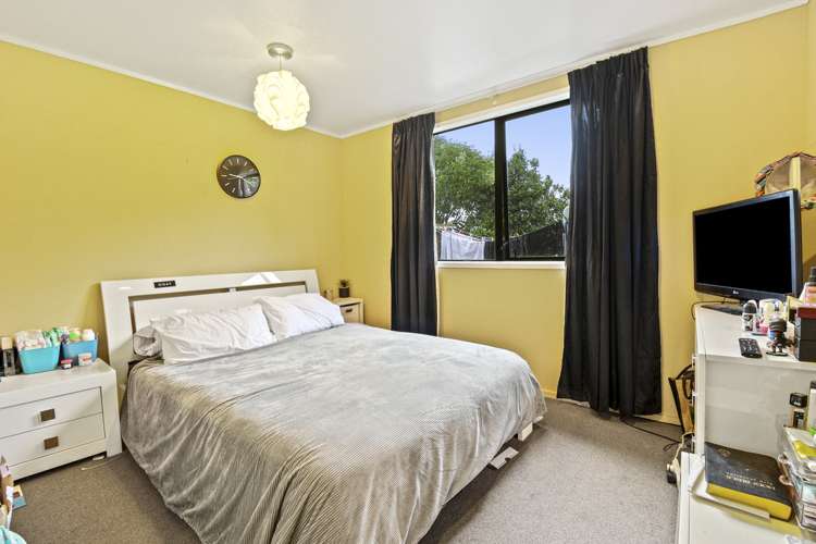 24 Neil Avenue Te Atatu Peninsula_19