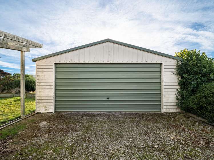 22 Halkirk Street Karitane_6