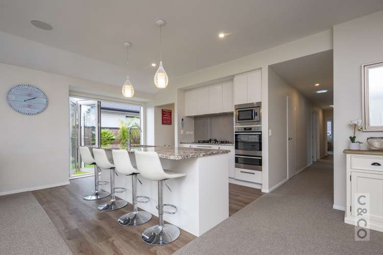 124 Pohutukawa Parade Riverhead_23