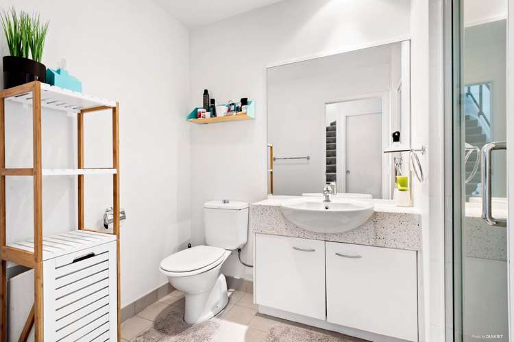 3J/5 Charlotte Street Eden Terrace_6