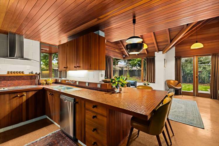 8 Donegal Crescent Tamatea_4