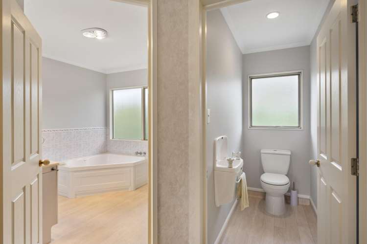 2 Lowndes Place Taradale_12