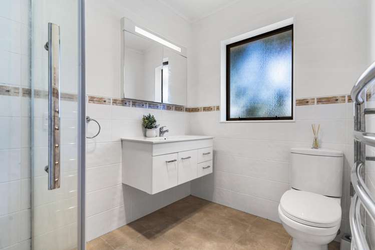 25f Youngs Road Papakura_7