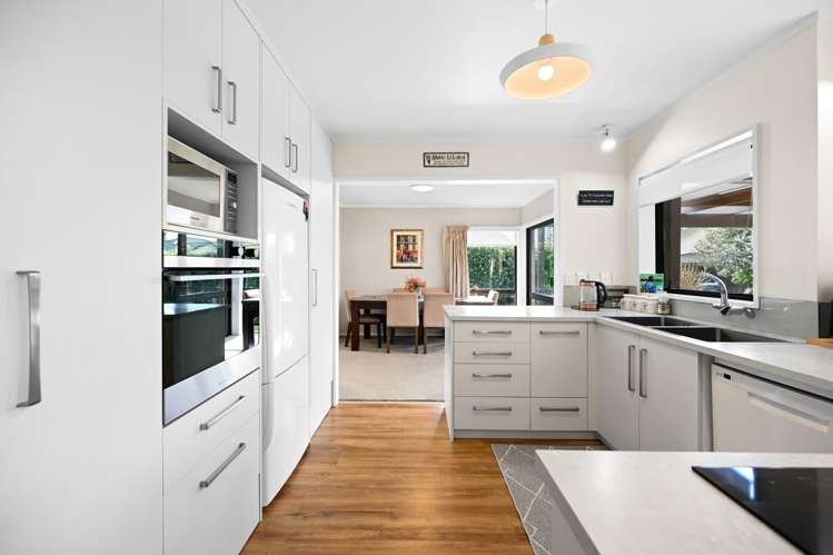 56 Ellerslie Avenue Chartwell_2