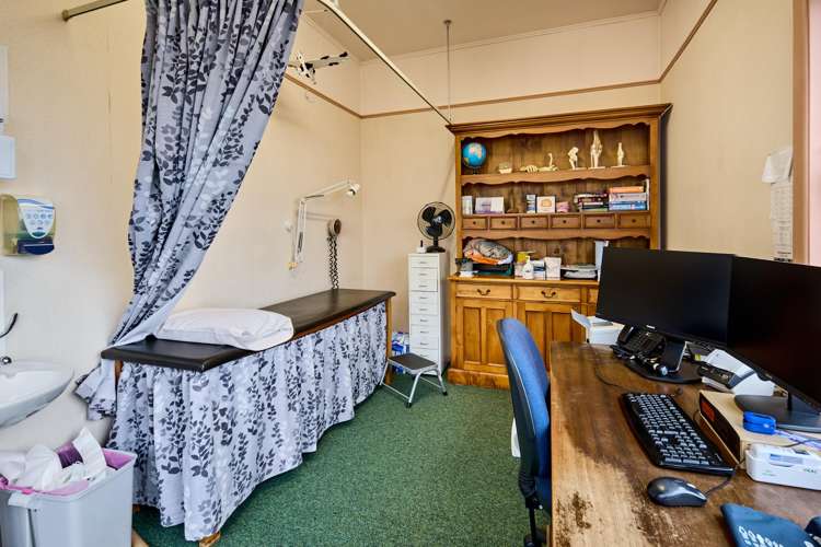 10 Steyne Avenue Plimmerton_10