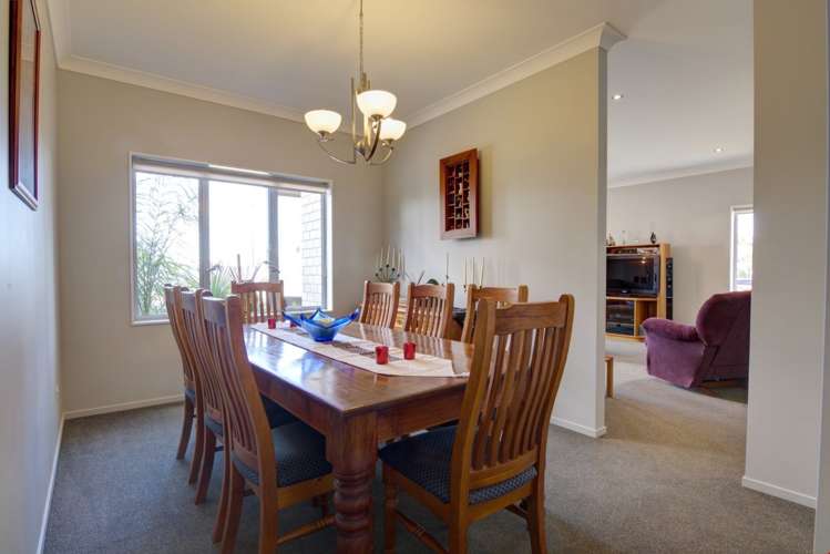 34 Pine Harbour Parade Beachlands_4