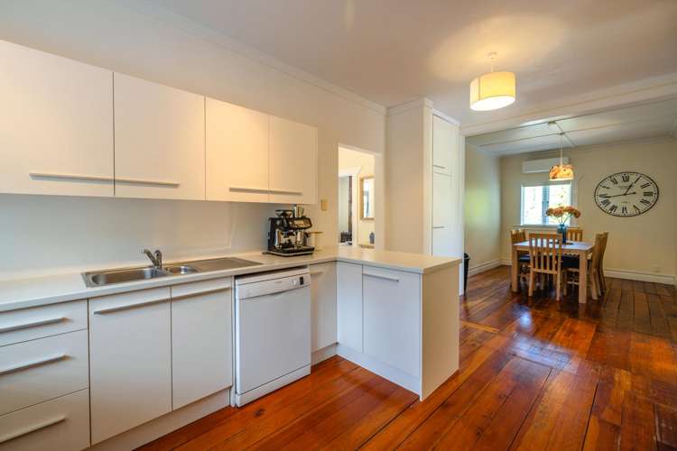 5 Waiata Road Onetangi_9