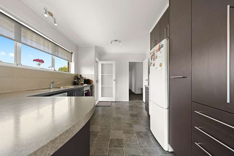 18 Bernard Street Chedworth_6