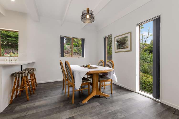 67 Daffodil Street Titirangi_4
