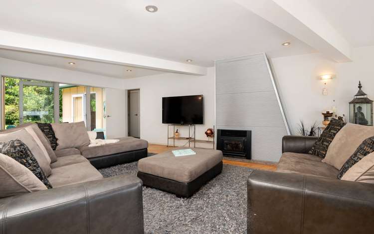 1 Ohakana Is Whakatane Surrounds_6