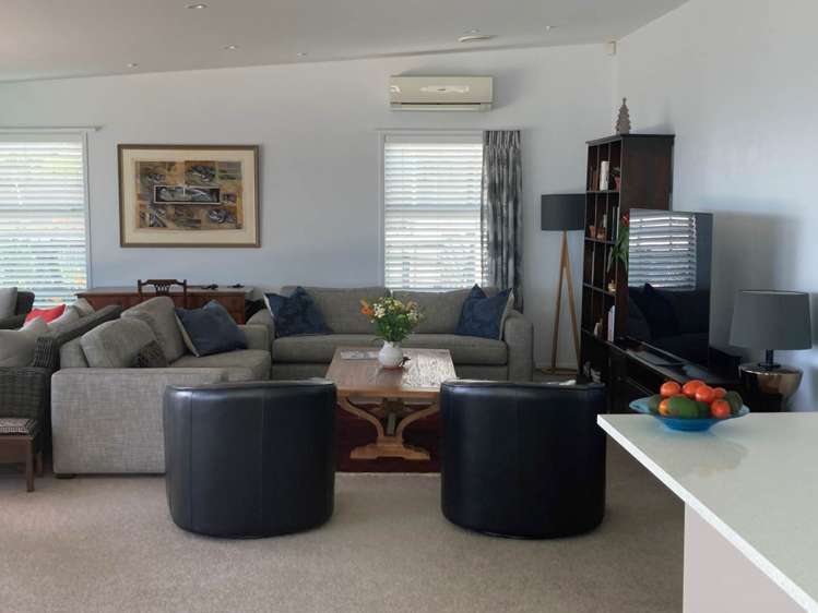 63 Hawaiian Parade Arkles Bay_23